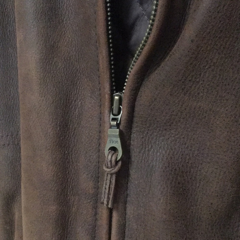 Wilson Distressed Leather Bomber Jacket - Picture 6 of 12